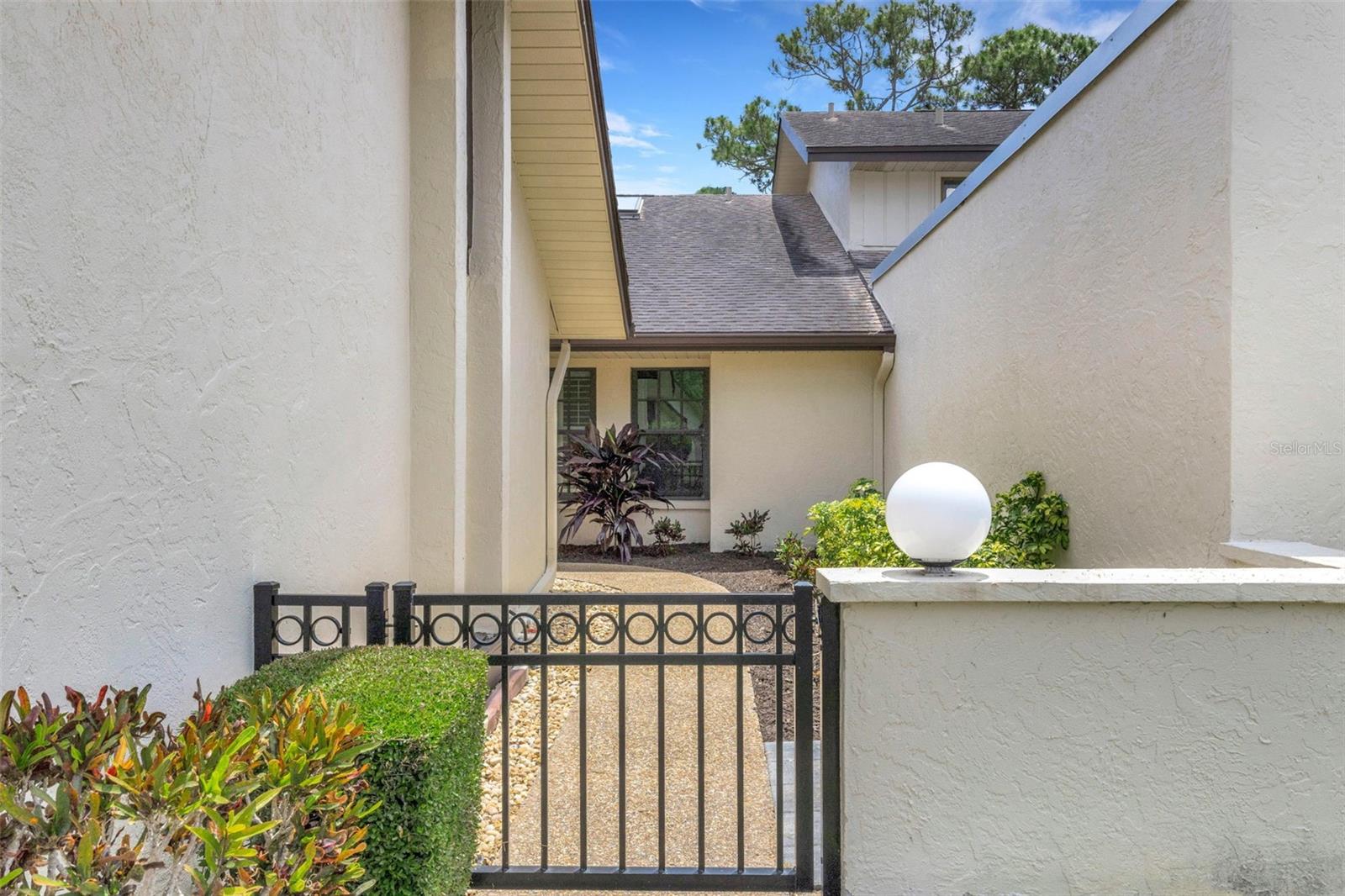 4418 LA JOLLA DR — photo 3