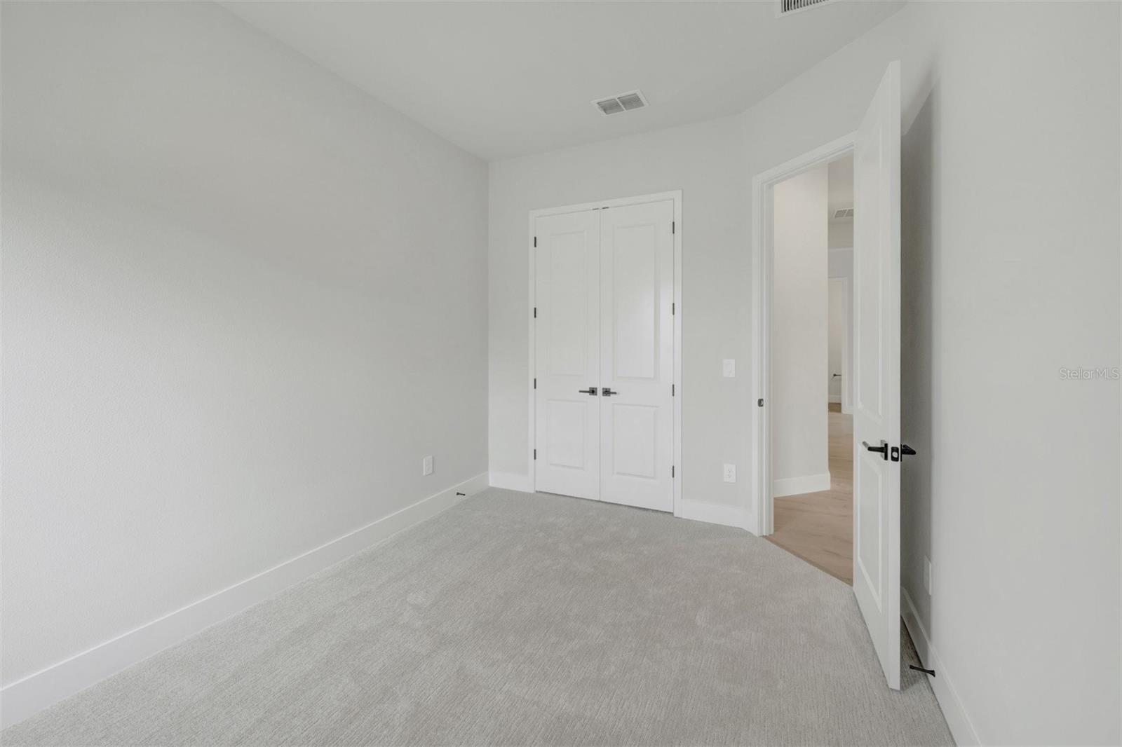 6823 HERON MEADOW DR — photo 21