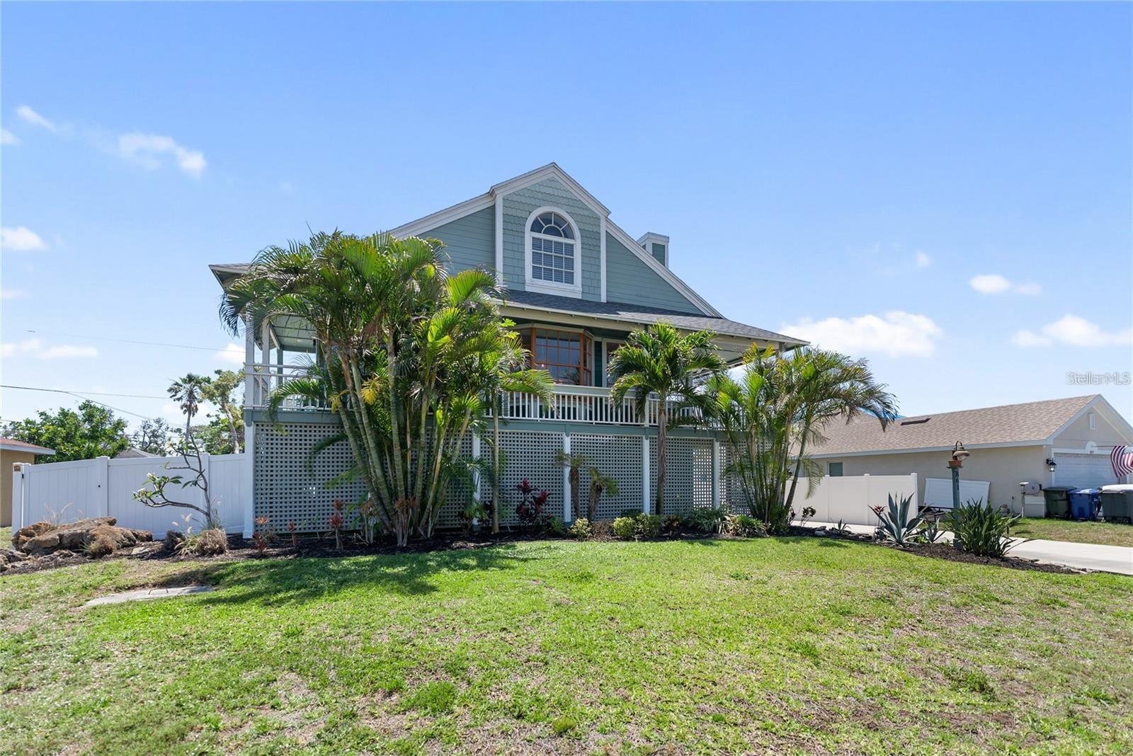861 NECTAR RD — photo 3