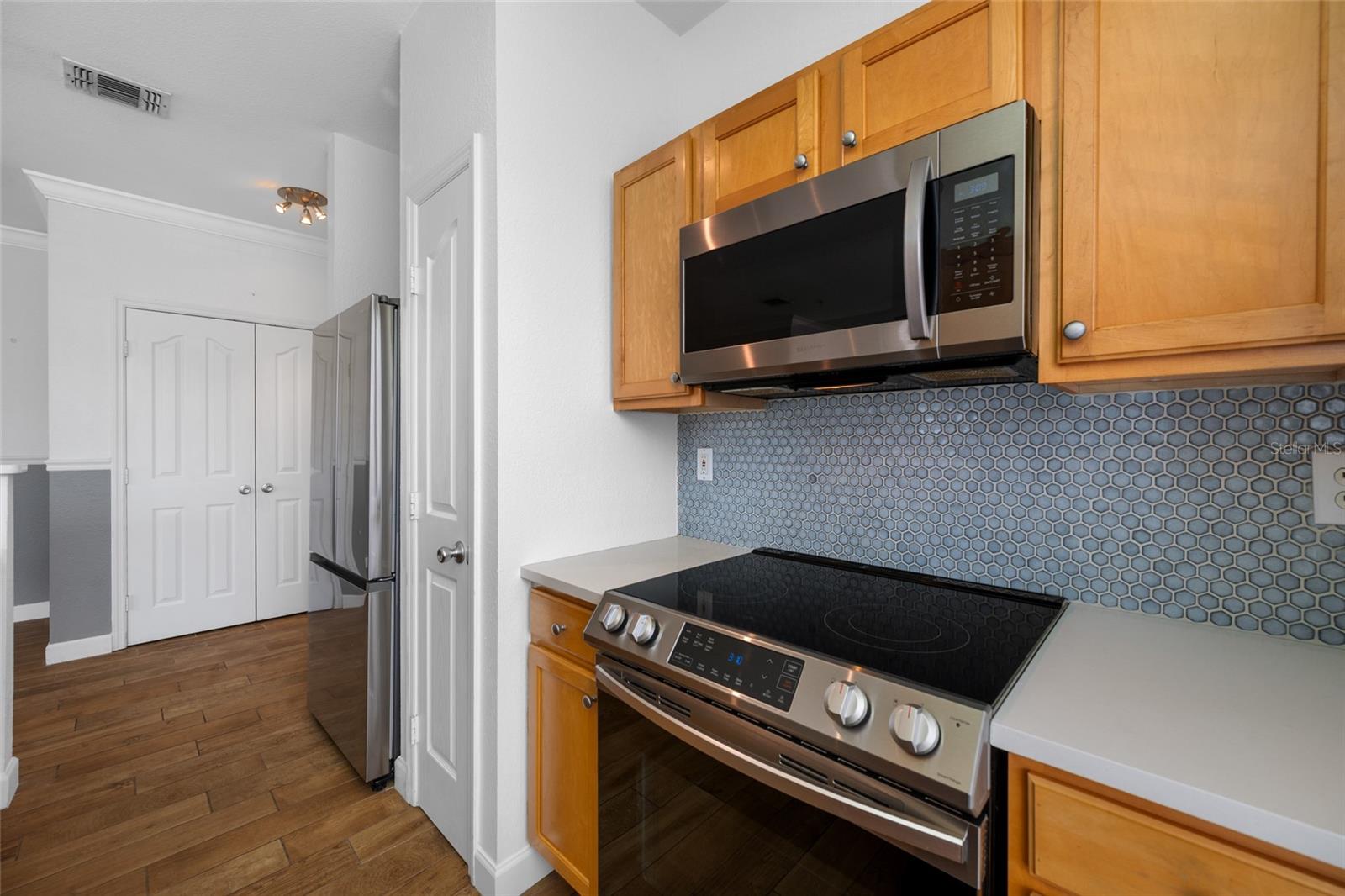 5000 CULBREATH KEY WAY #1-201 — photo 20