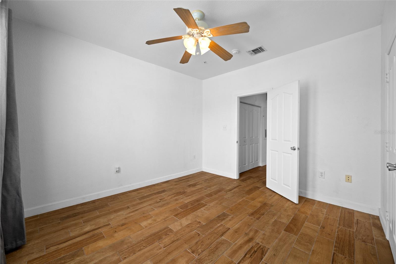 5000 CULBREATH KEY WAY #1-201 — photo 28