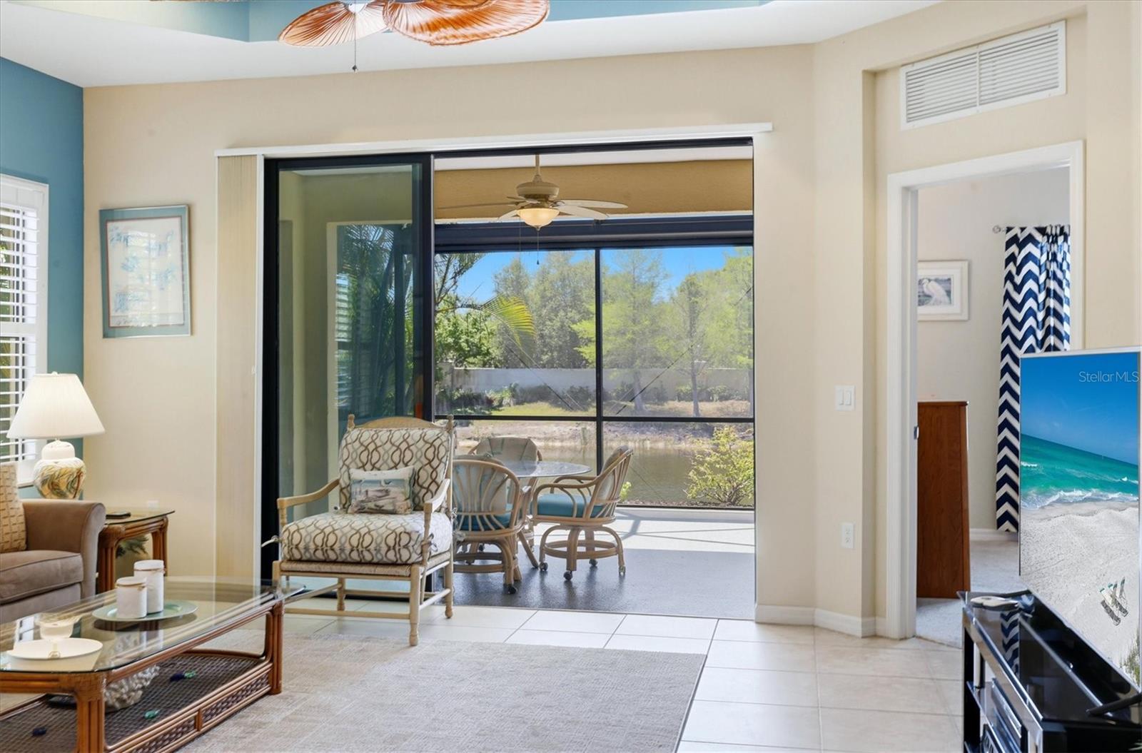 1359 BACKSPIN DR — photo 10