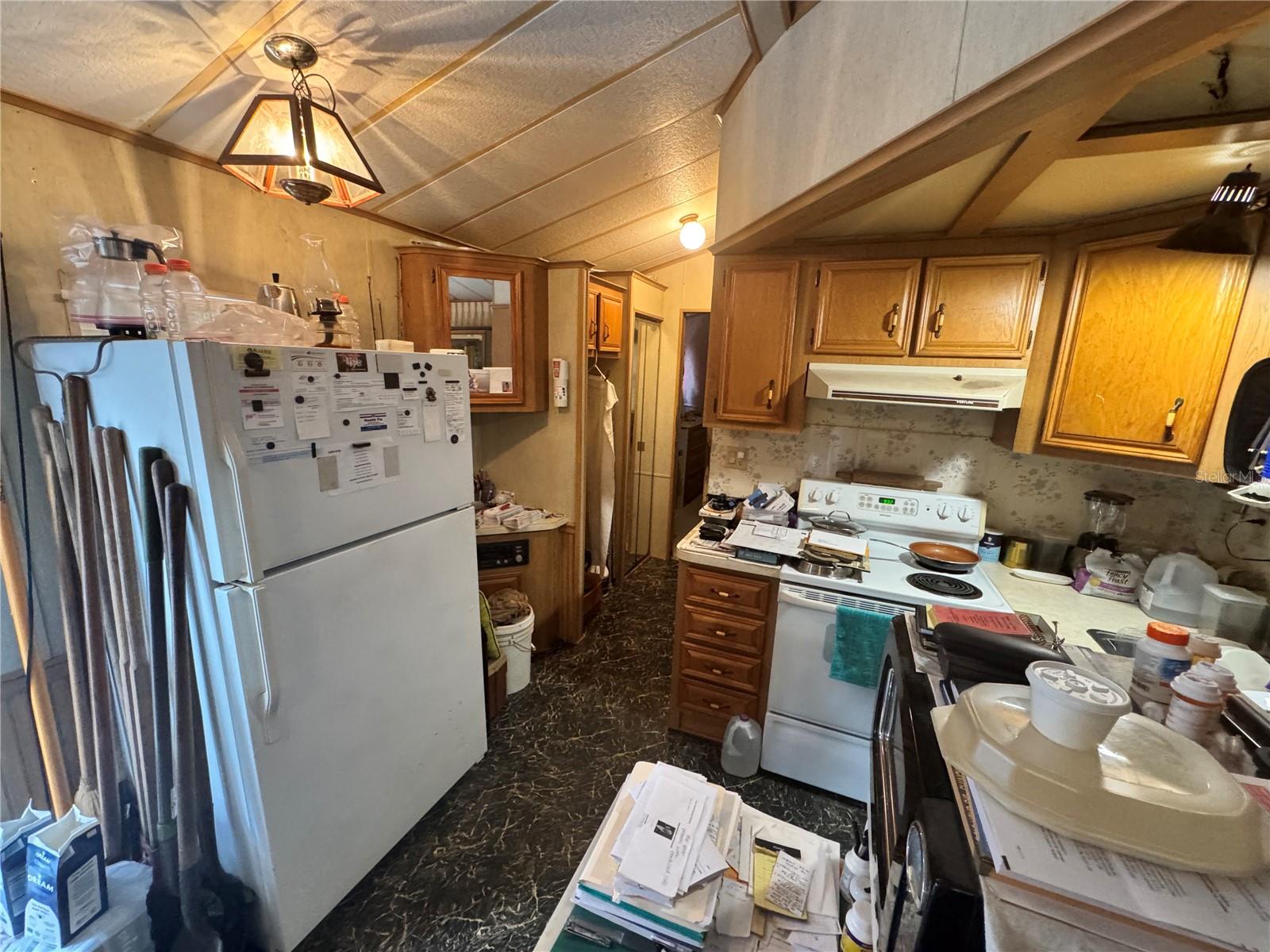 17528 COYOTE RD — photo 34