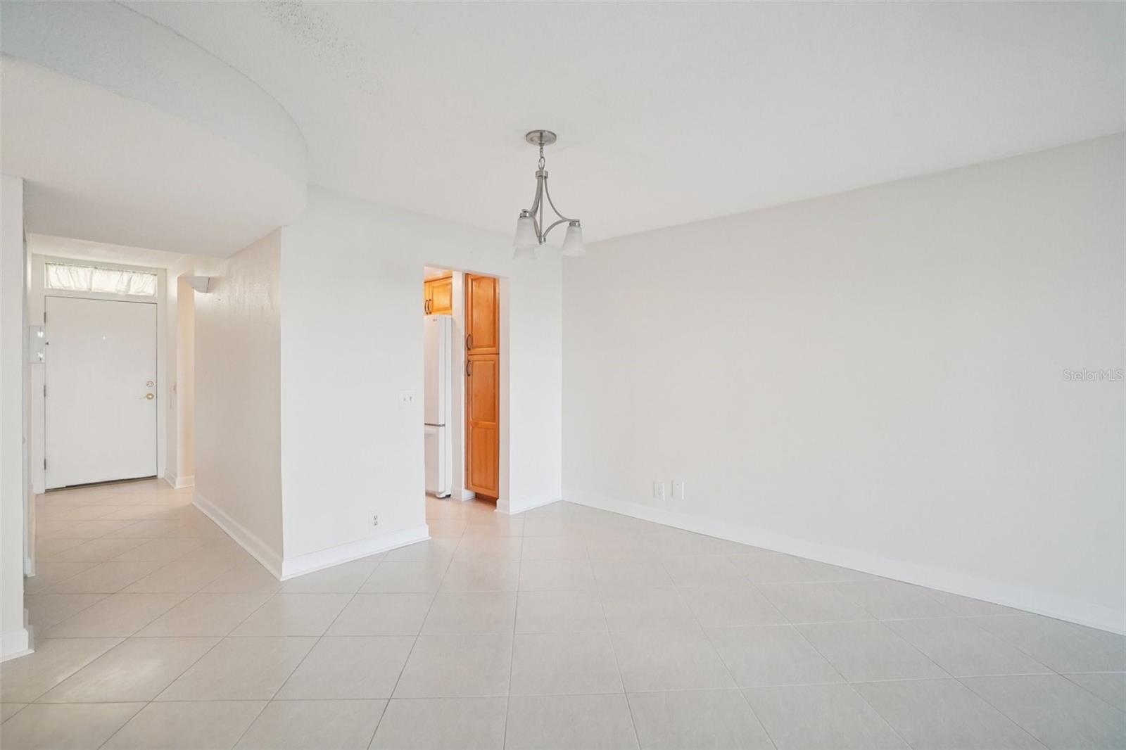 1847 SHORE DR S #117 — photo 8