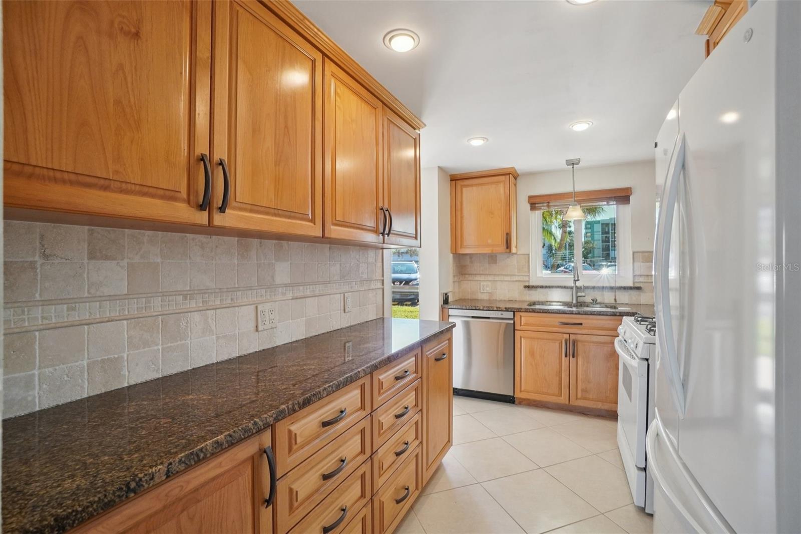 1847 SHORE DR S #117 — photo 5