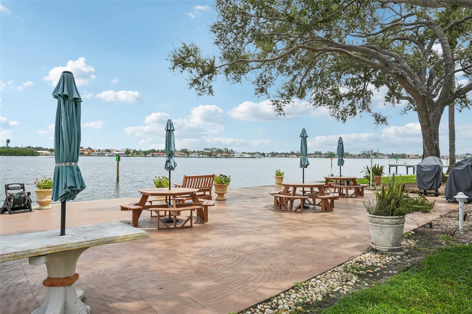 1847 SHORE DR S #117 — photo 34