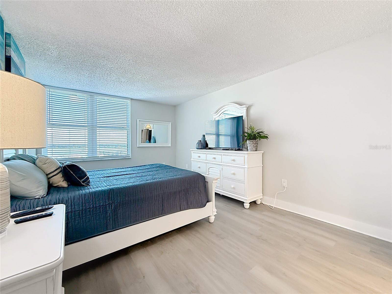 400 ISLAND WAY #1411 — photo 32
