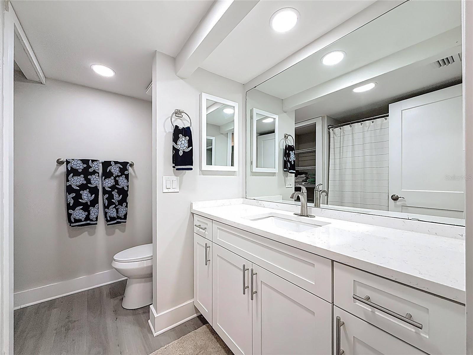 400 ISLAND WAY #1411 — photo 39