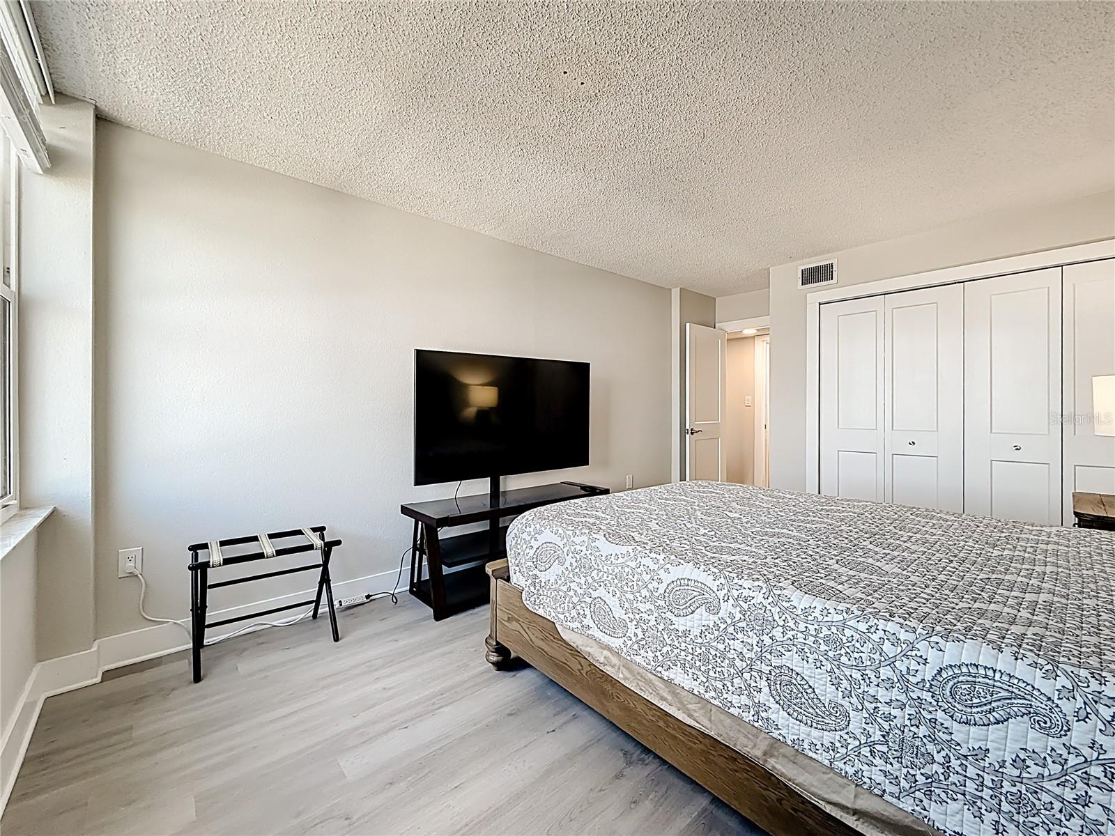 400 ISLAND WAY #1411 — photo 51