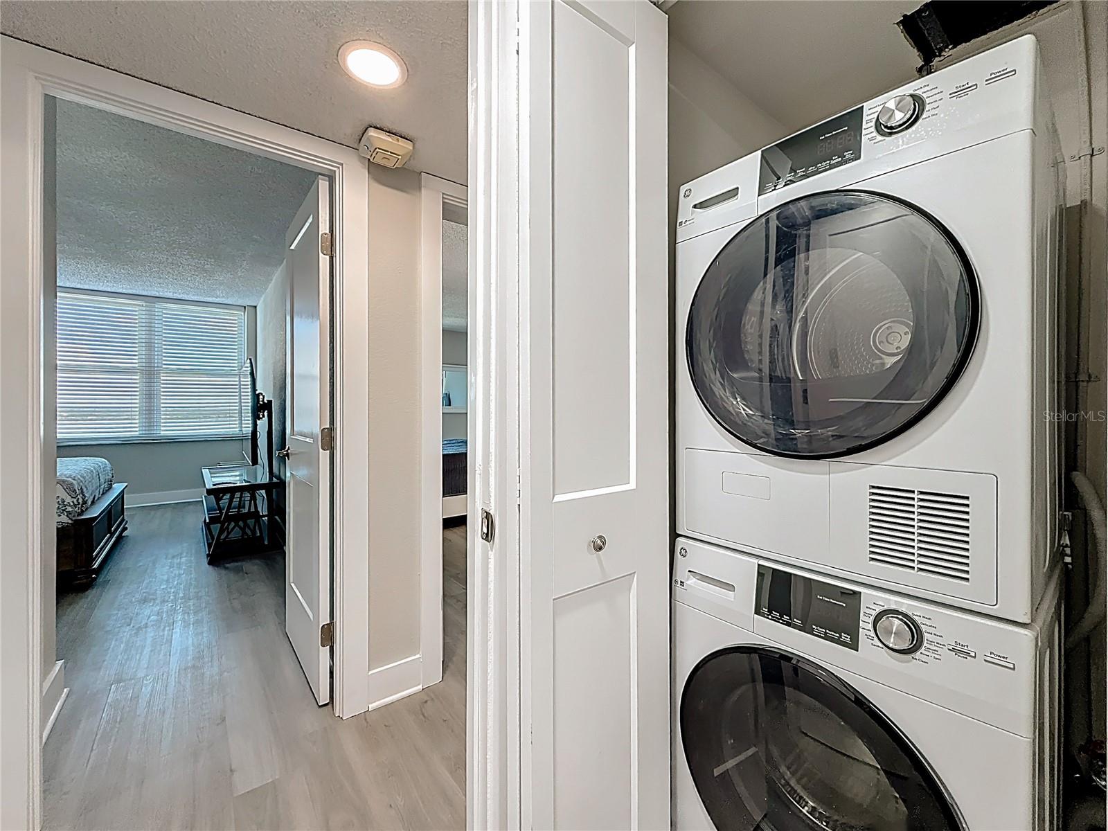 400 ISLAND WAY #1411 — photo 57