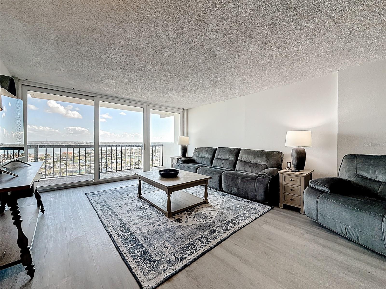 400 ISLAND WAY #1411 — photo 27