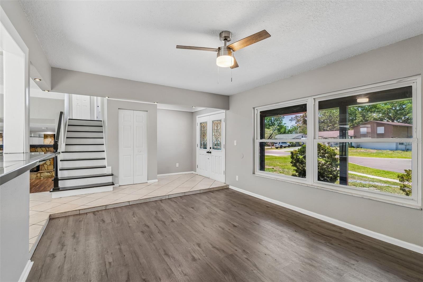 7111 GATEWAY CT — photo 12