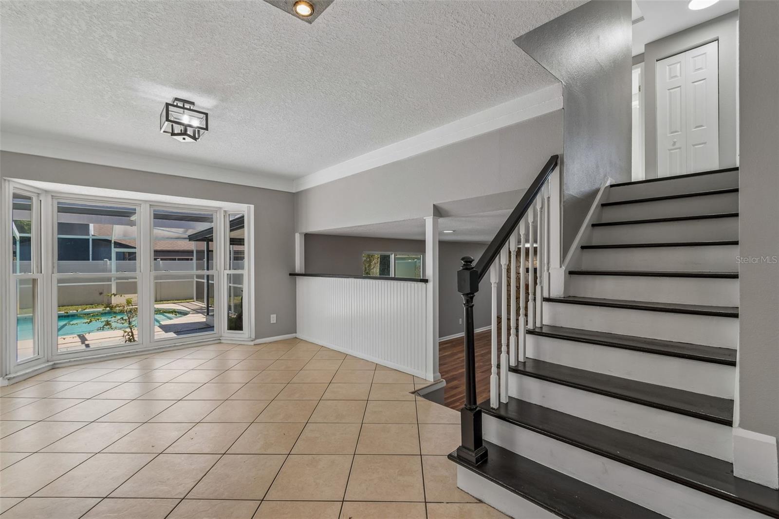7111 GATEWAY CT — photo 10
