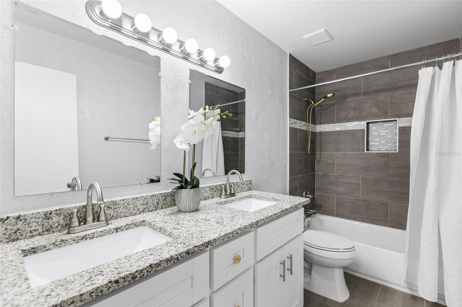 7608 WILLOW PARK DR — photo 17