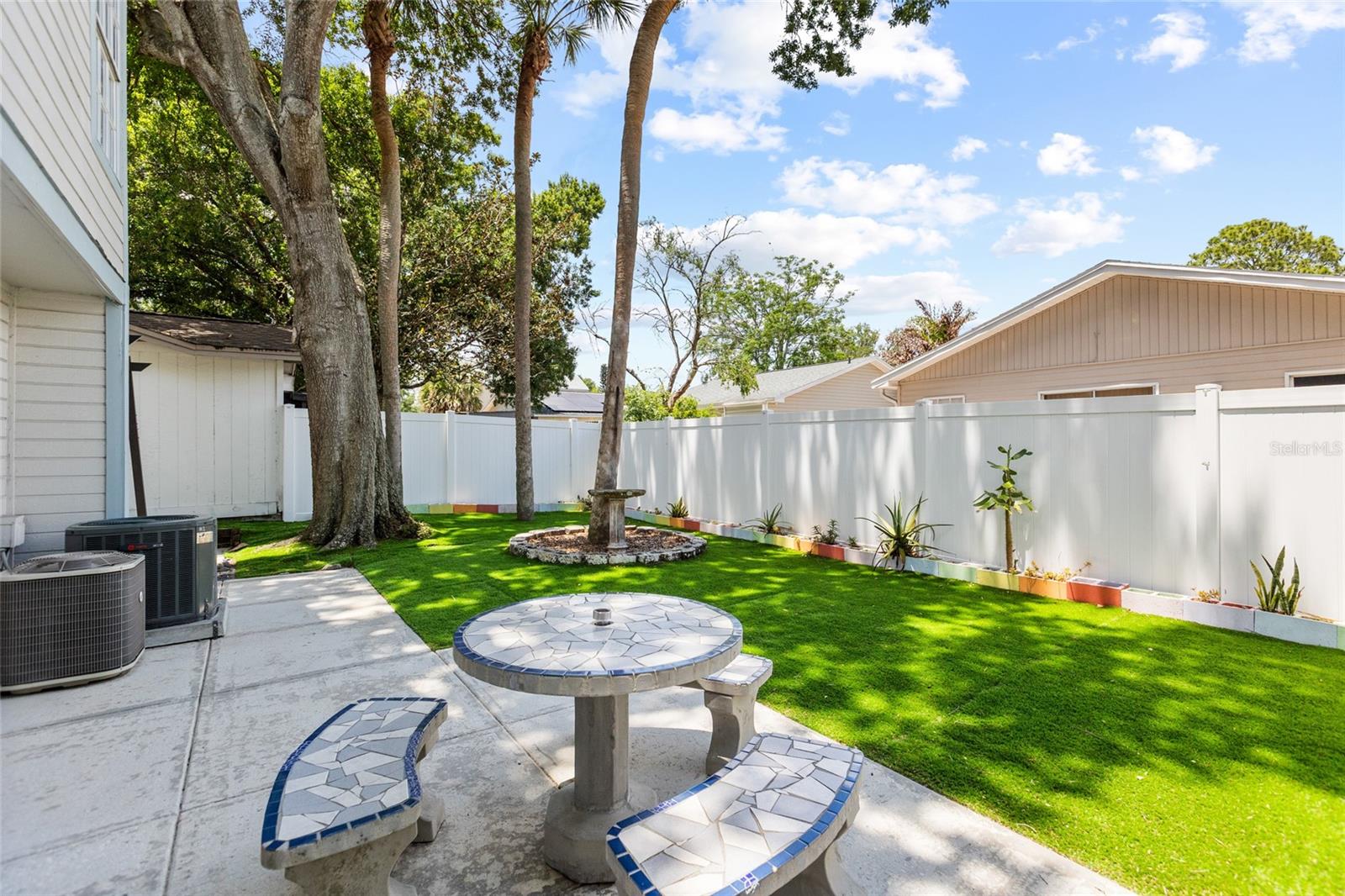 7608 WILLOW PARK DR — photo 25