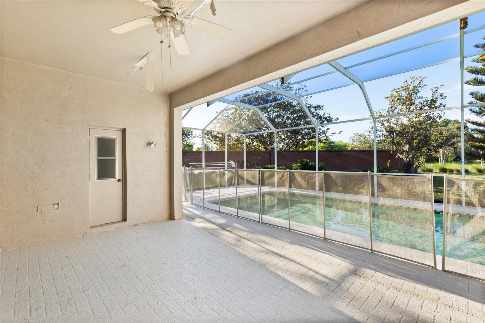 19027 DOVE CREEK DR — photo 17