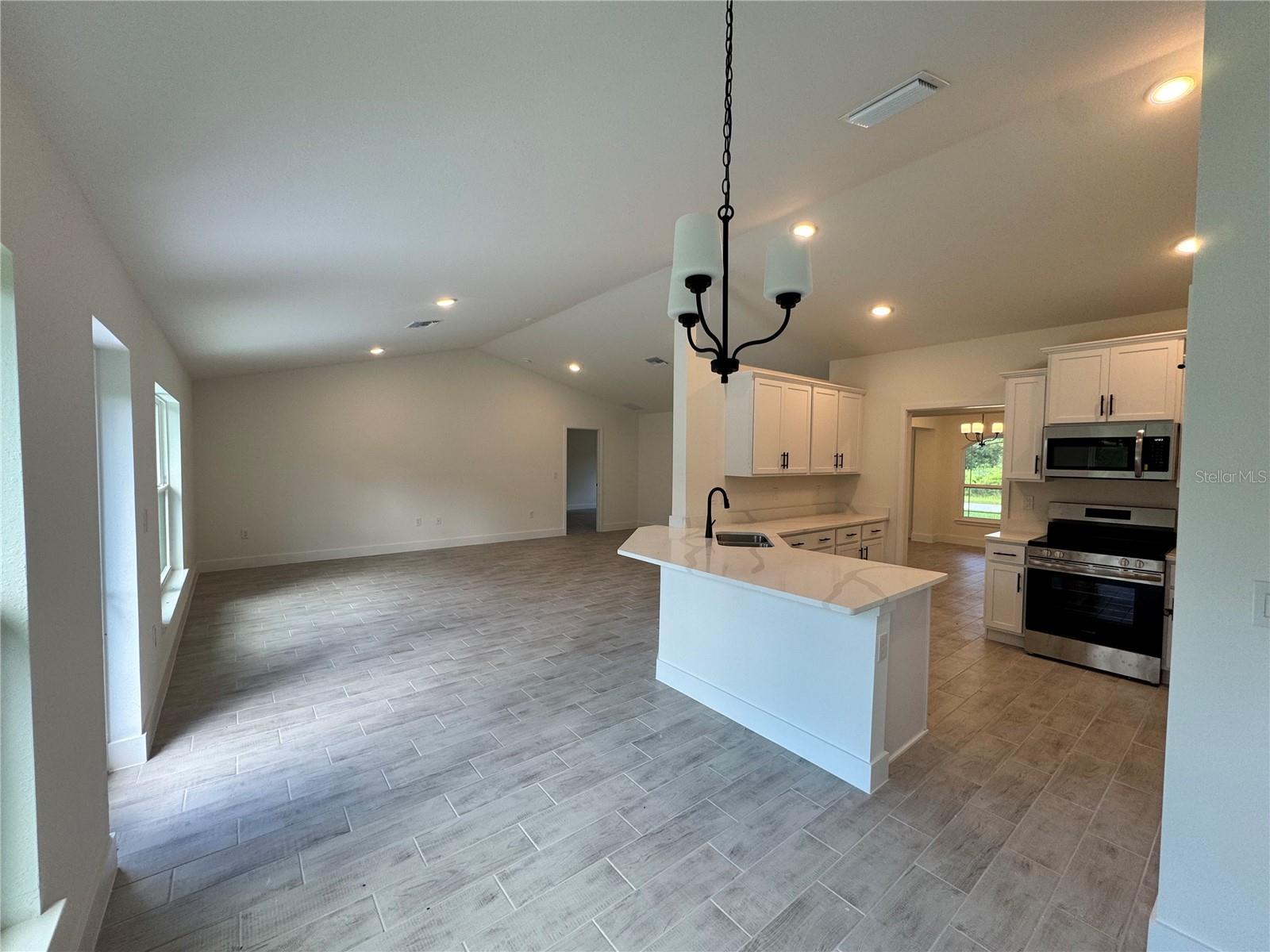 5759 CANTOR AVE — photo 6