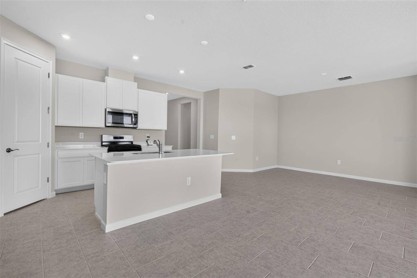 34754 FLOWER PATCH DR — photo 6