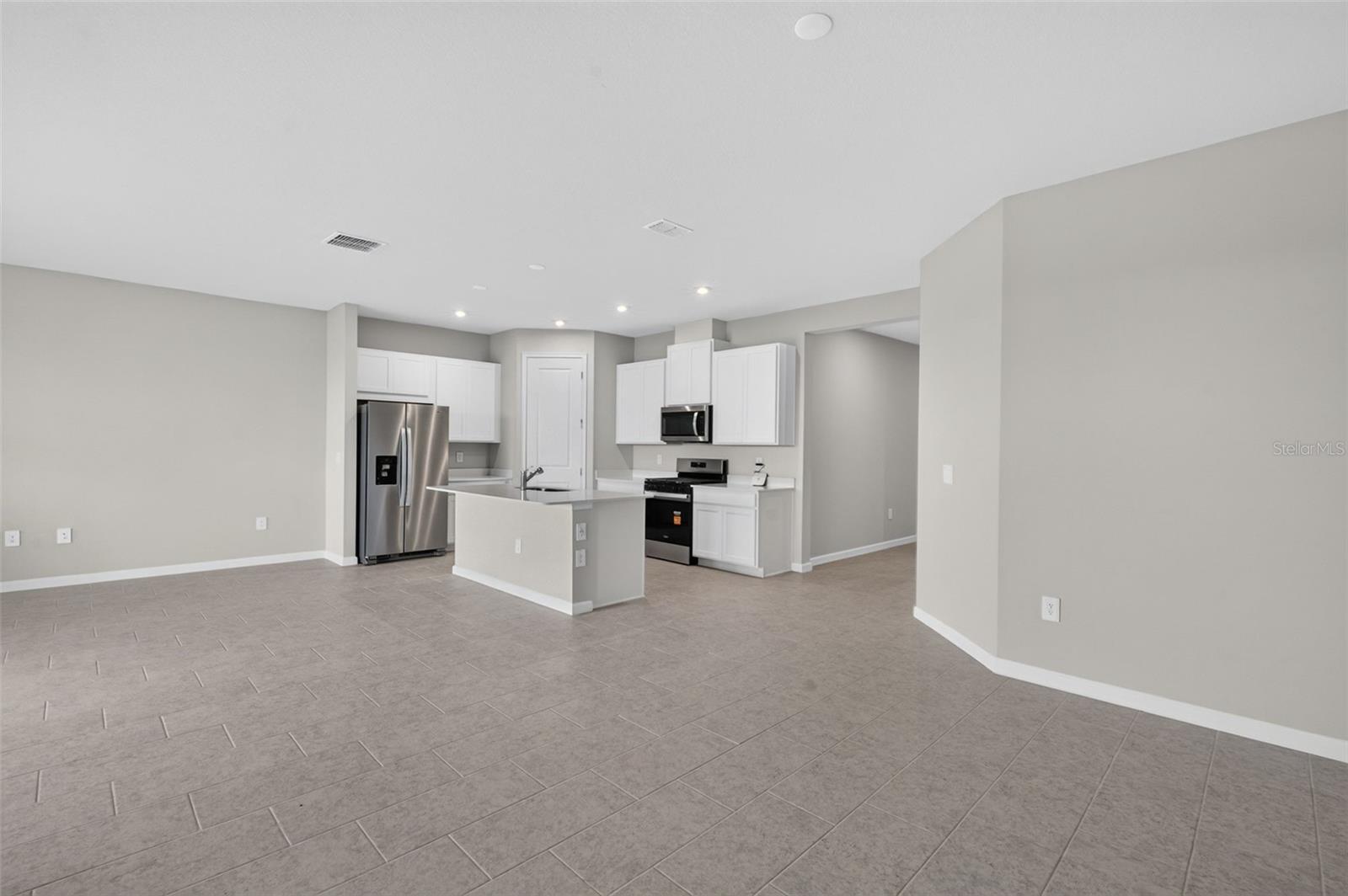 34754 FLOWER PATCH DR — photo 12
