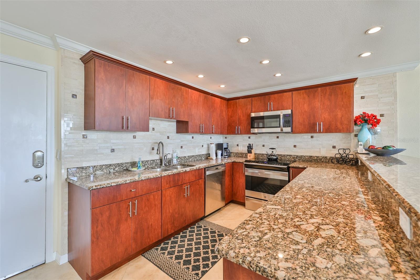 5396 GULF BLVD #701 — photo 14