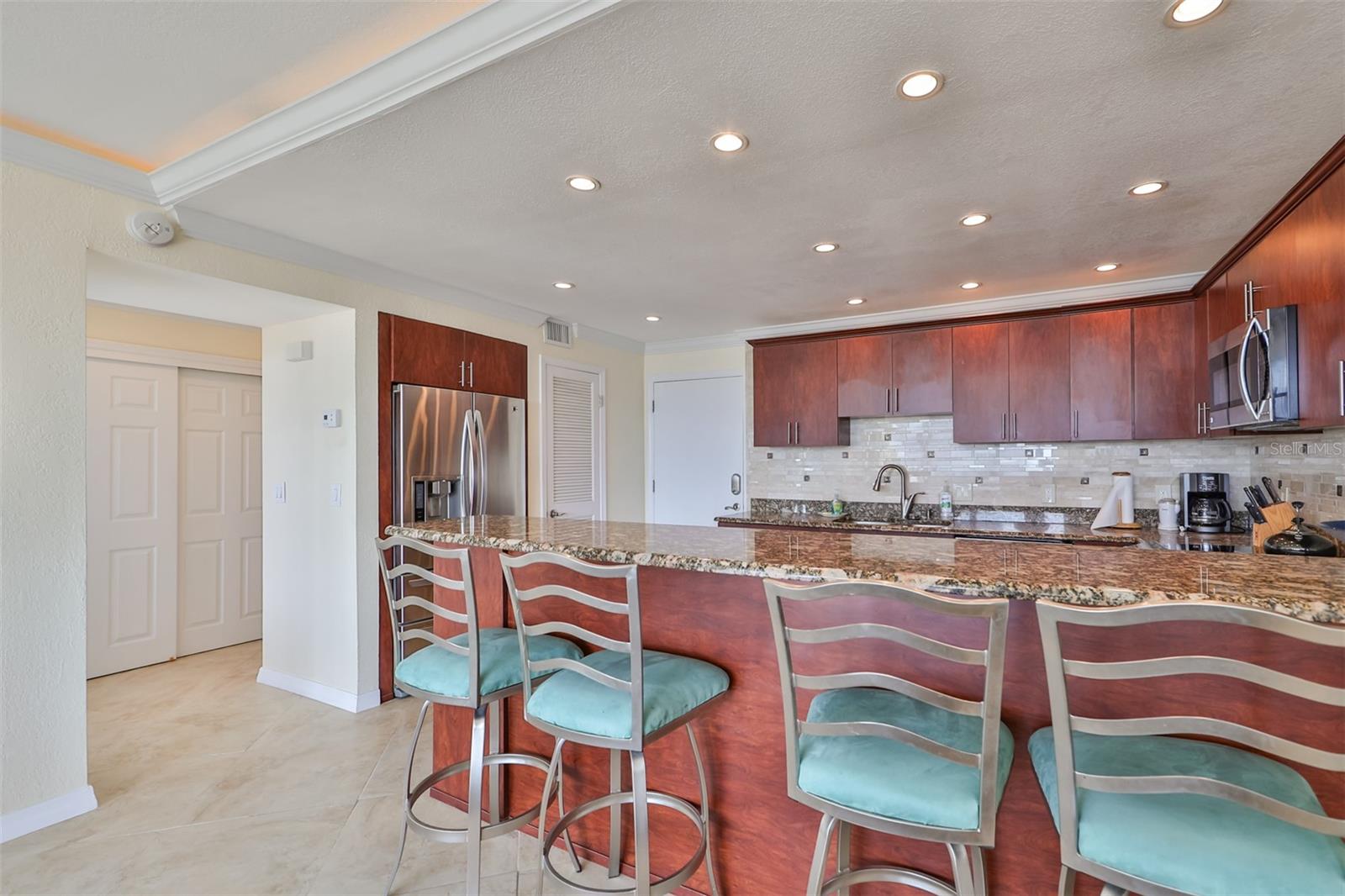 5396 GULF BLVD #701 — photo 11