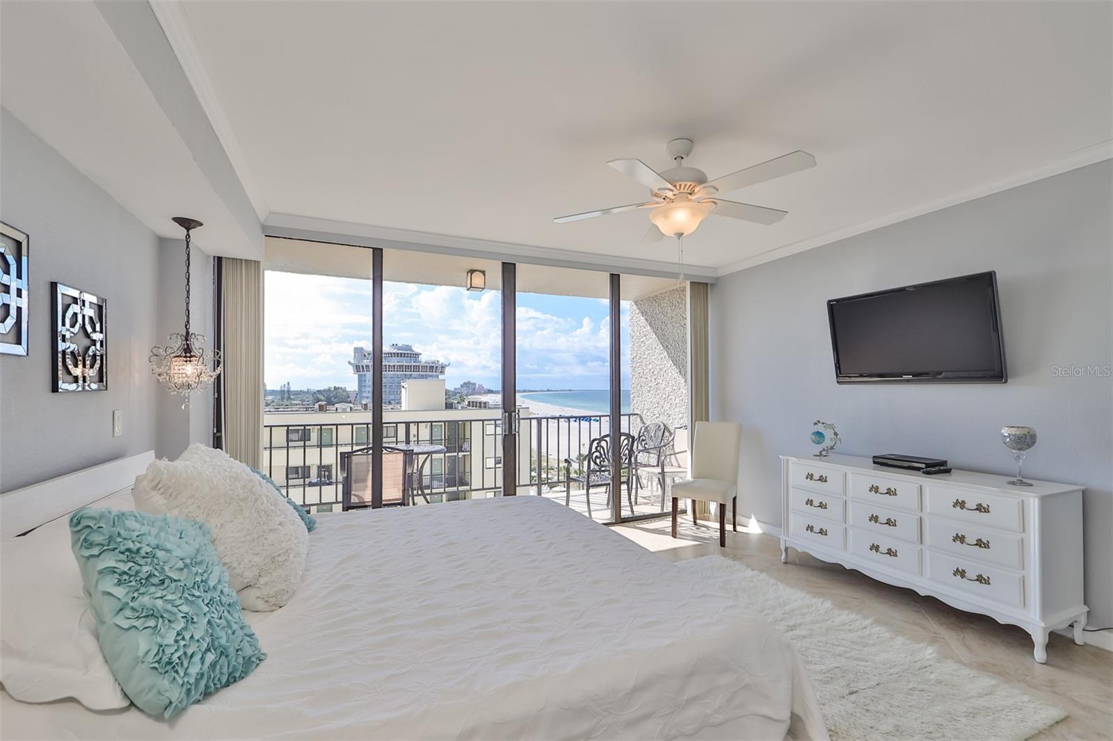 5396 GULF BLVD #701 — photo 17