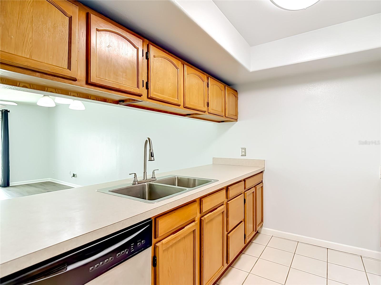 5820 N CHURCH AVE #164 — photo 6