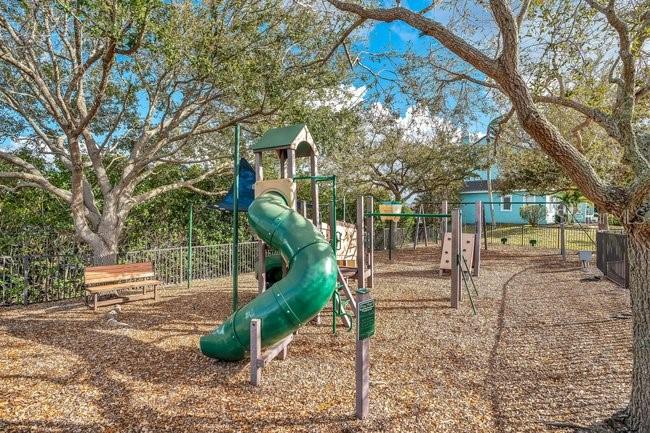 934 SYMPHONY ISLES BLVD — photo 46