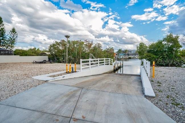 934 SYMPHONY ISLES BLVD — photo 54