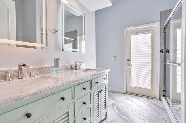 934 SYMPHONY ISLES BLVD — photo 34