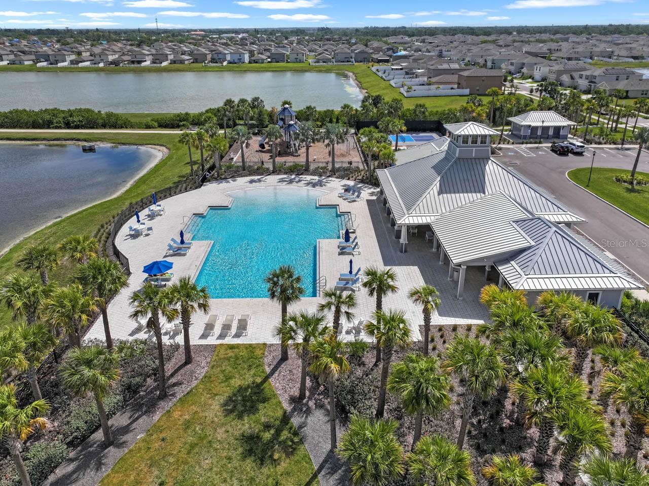 889 CALICO SCALLOP ST — photo 22