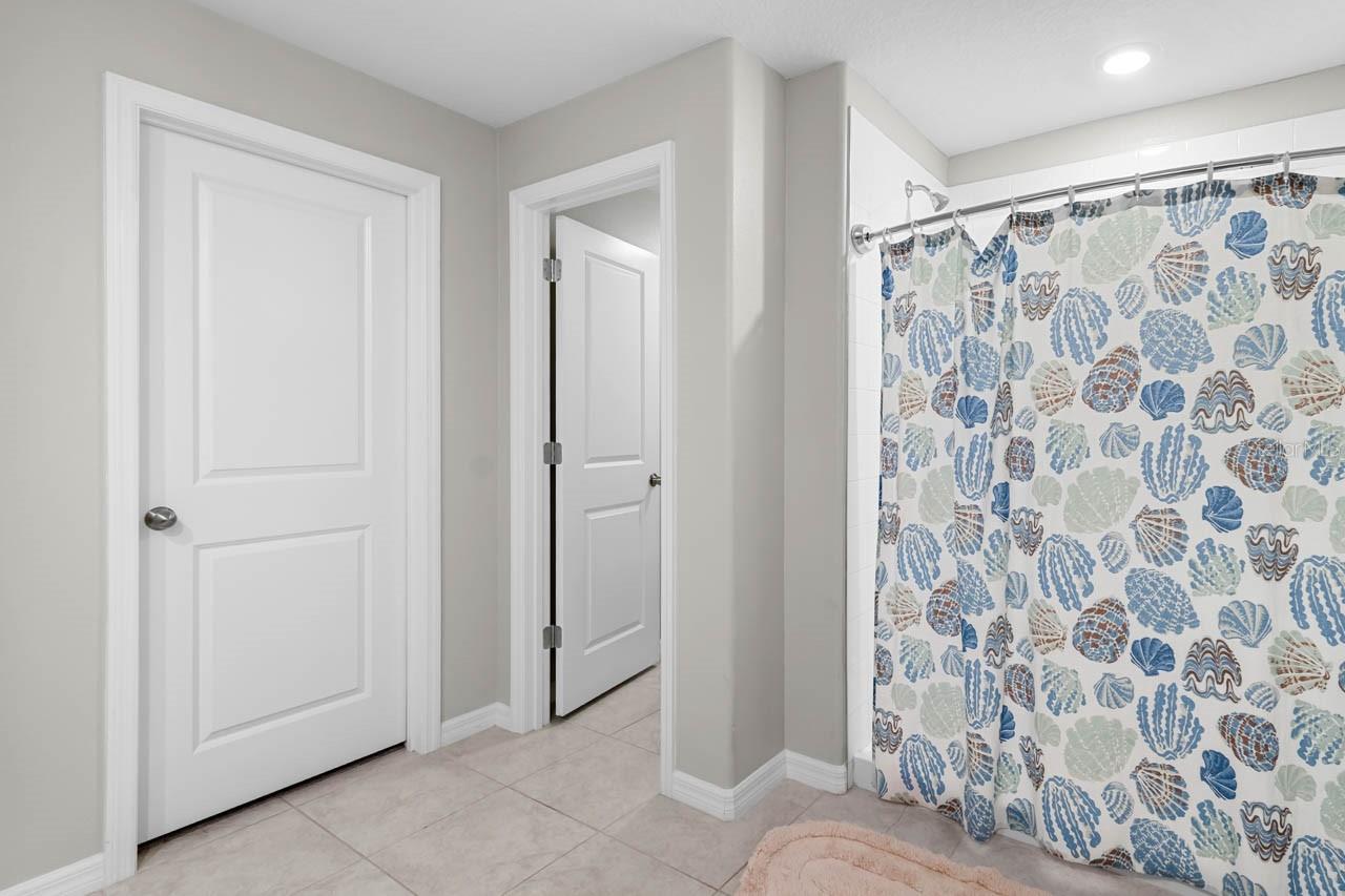 889 CALICO SCALLOP ST — photo 12
