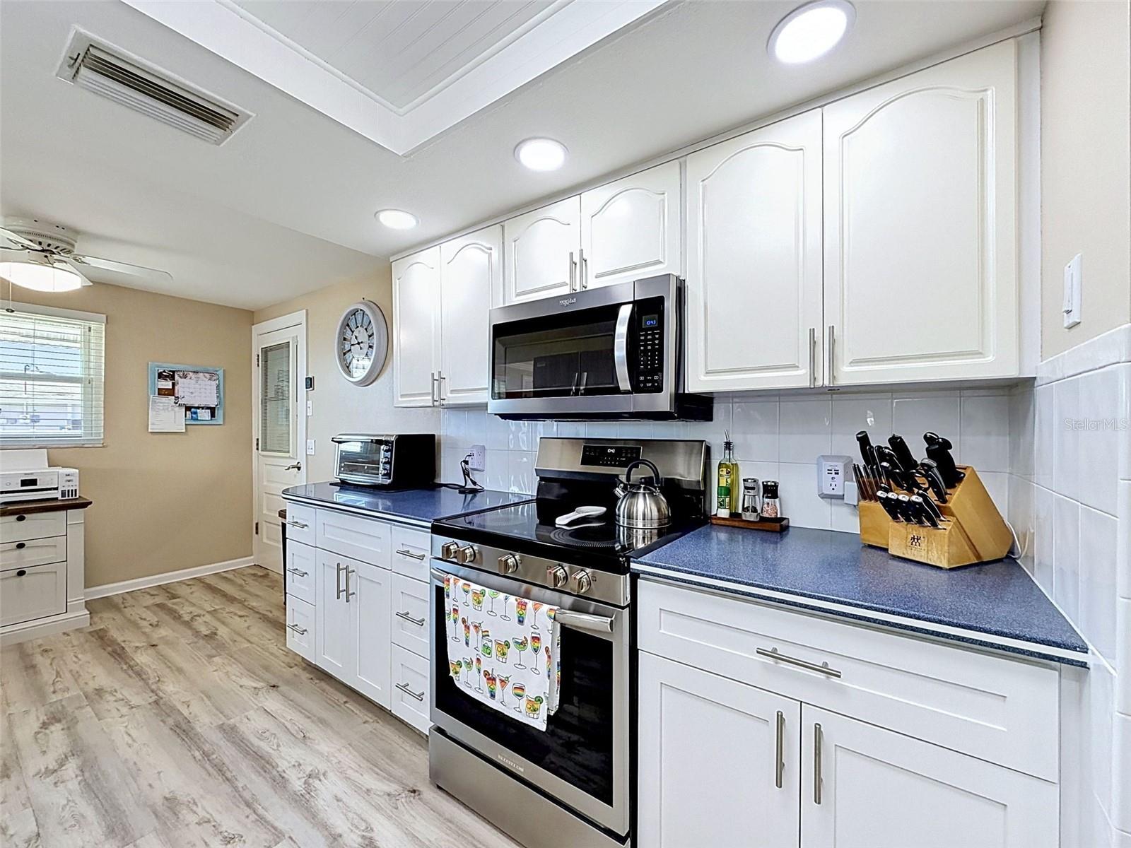 13520 ALLYN DR — photo 30