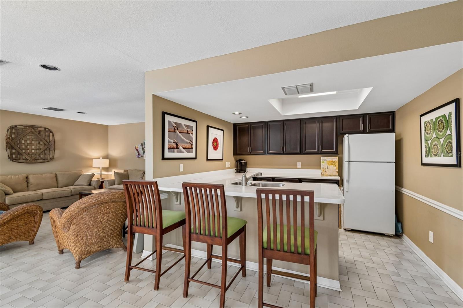 160 COLUMBIA DR #206 — photo 31