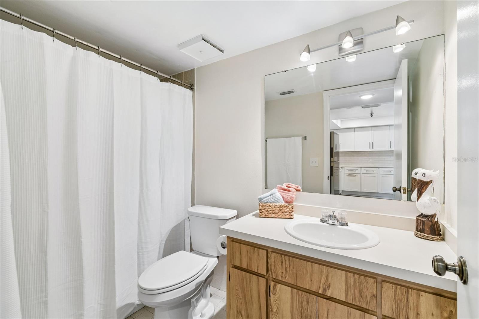 160 COLUMBIA DR #206 — photo 17