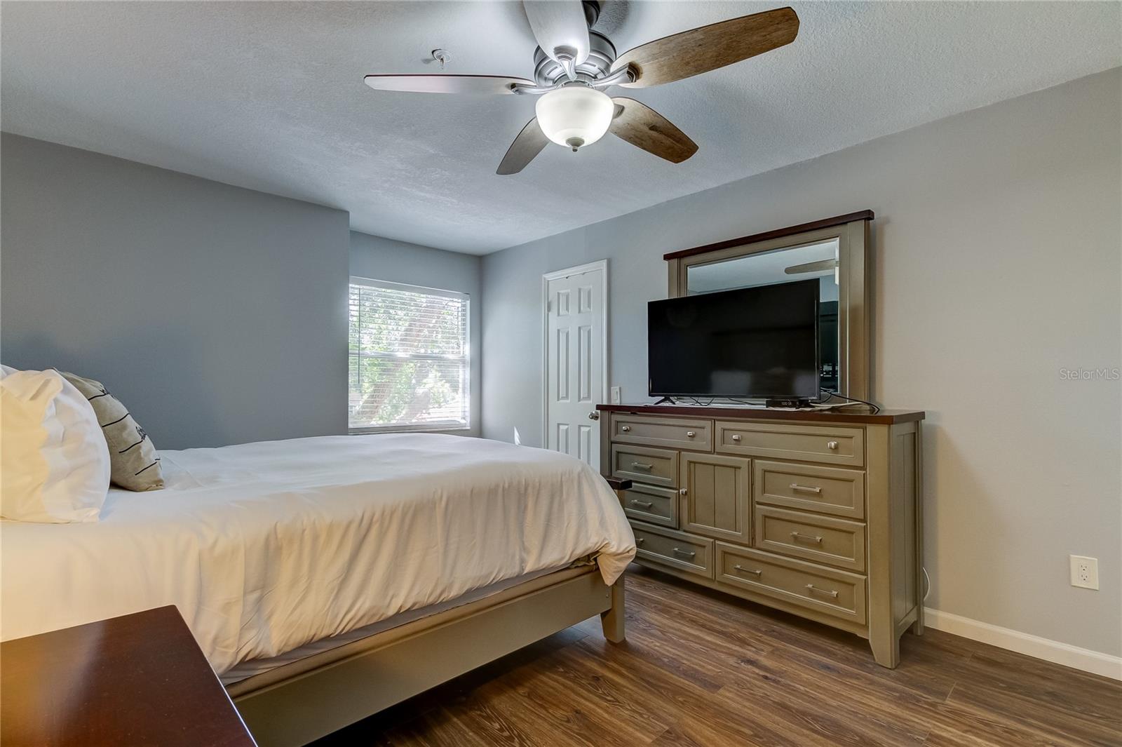 2400 FEATHER SOUND DR #1228 — photo 21