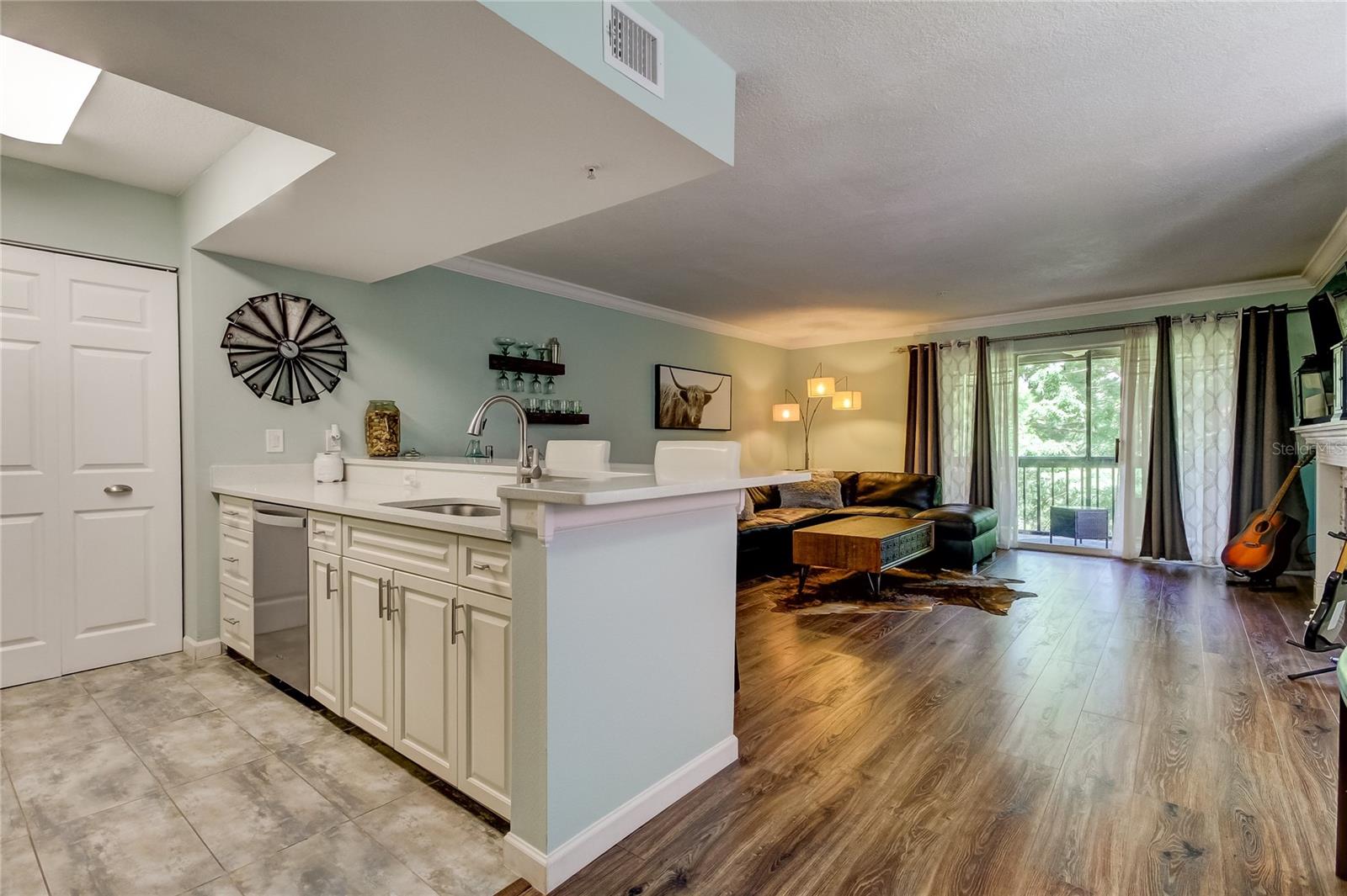 2400 FEATHER SOUND DR #1228 — photo 8