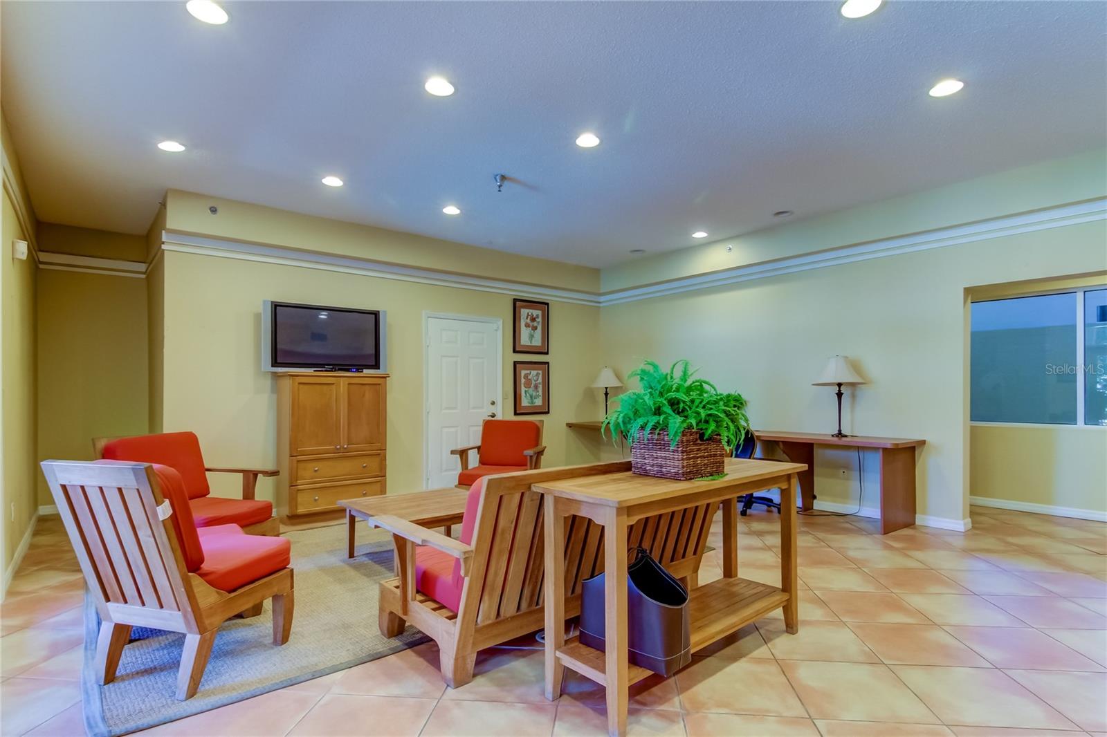 2400 FEATHER SOUND DR #1228 — photo 40