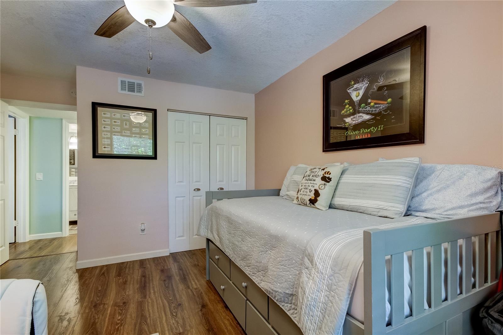 2400 FEATHER SOUND DR #1228 — photo 27