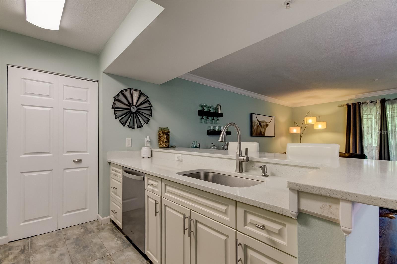 2400 FEATHER SOUND DR #1228 — photo 2