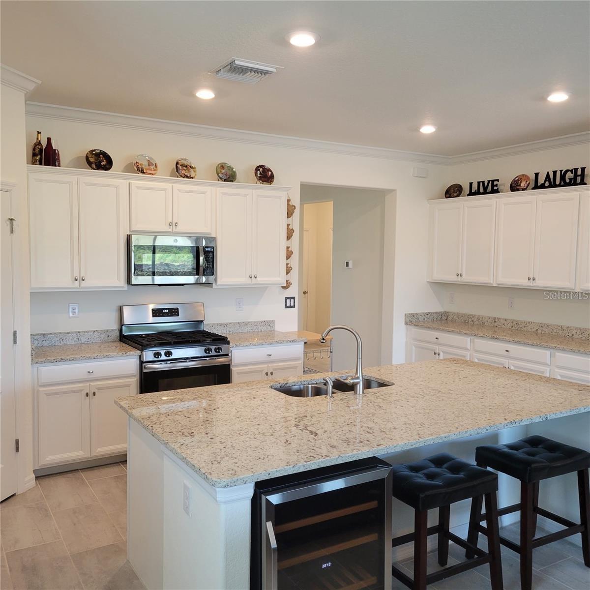 17335 BLUE RIDGE PL — photo 5