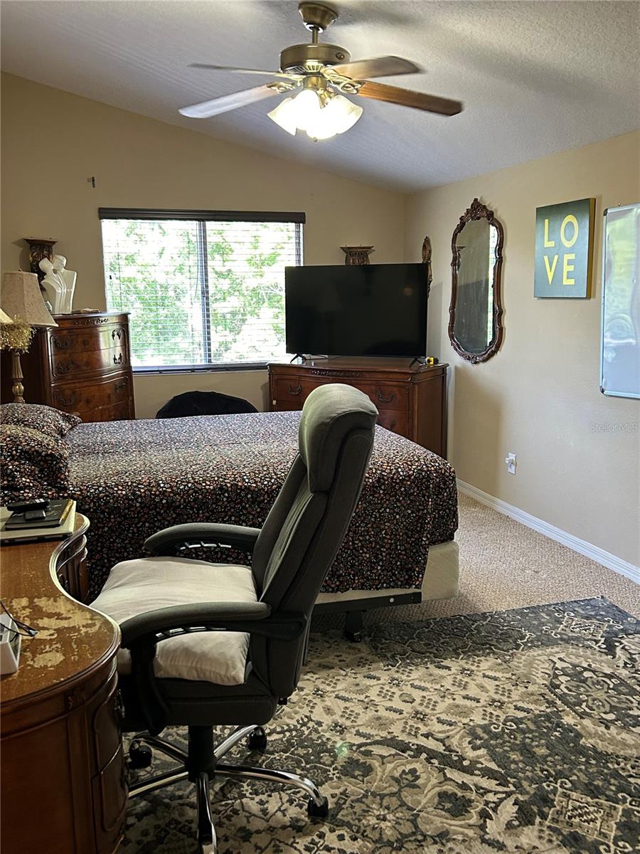 26612 SHOREGRASS DR — photo 35