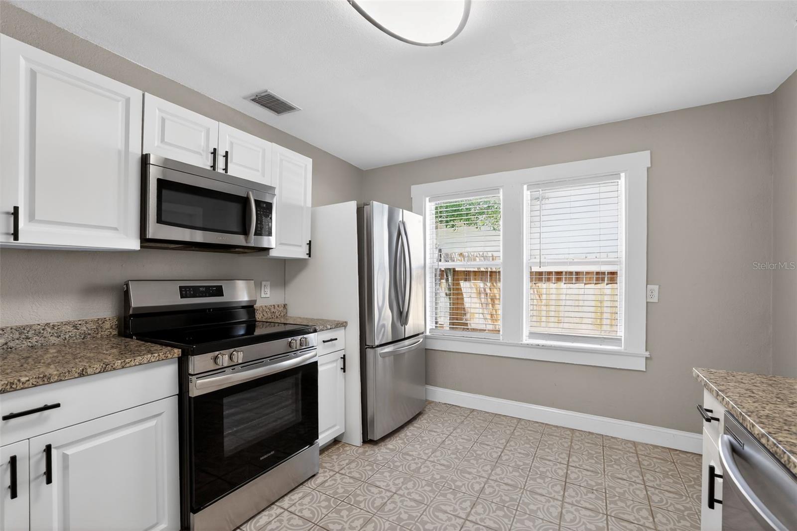 3250 PRESCOTT ST N — photo 19