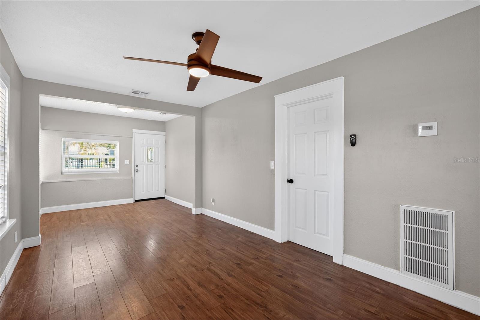 3250 PRESCOTT ST N — photo 4