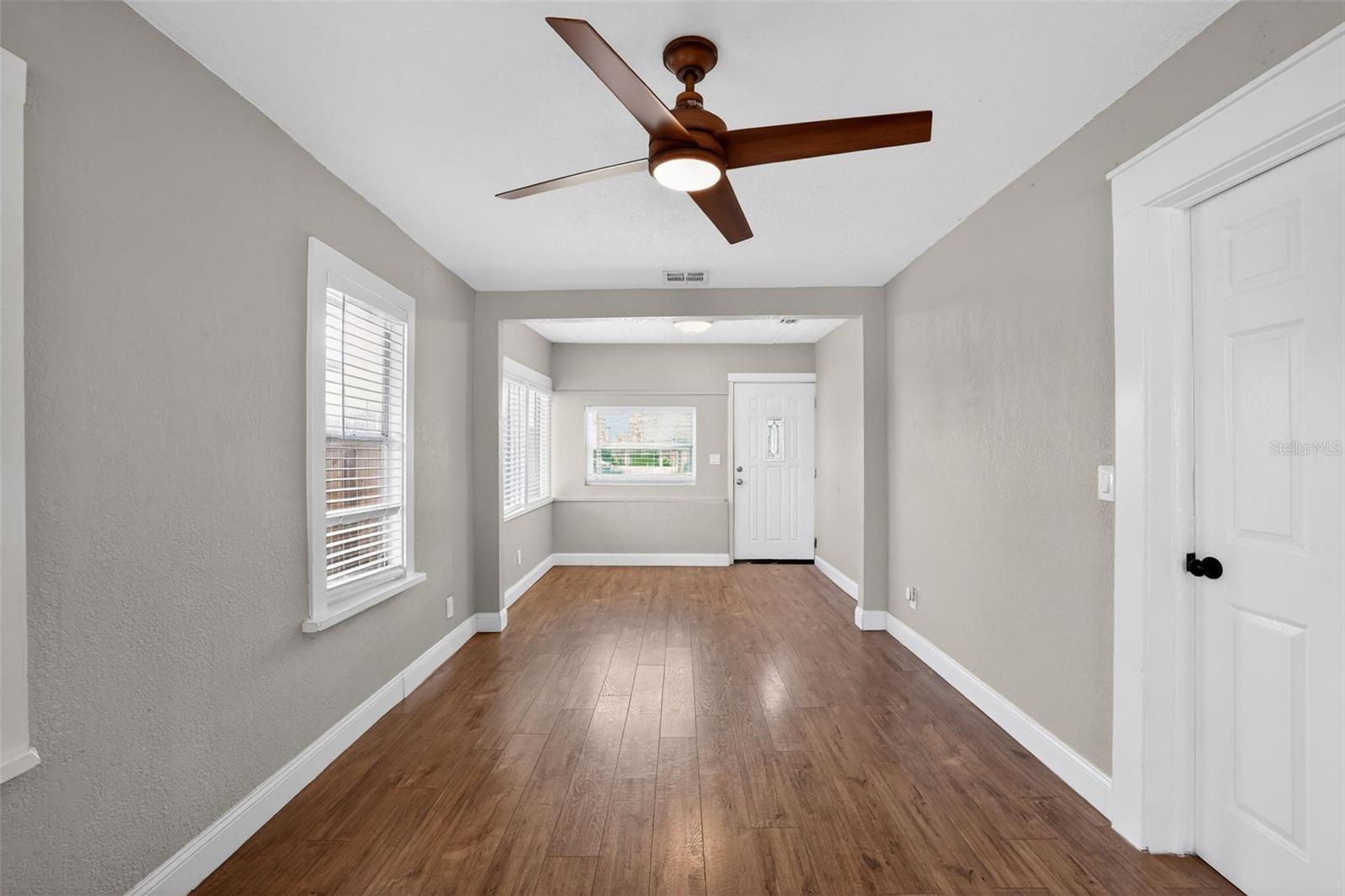3250 PRESCOTT ST N — photo 5
