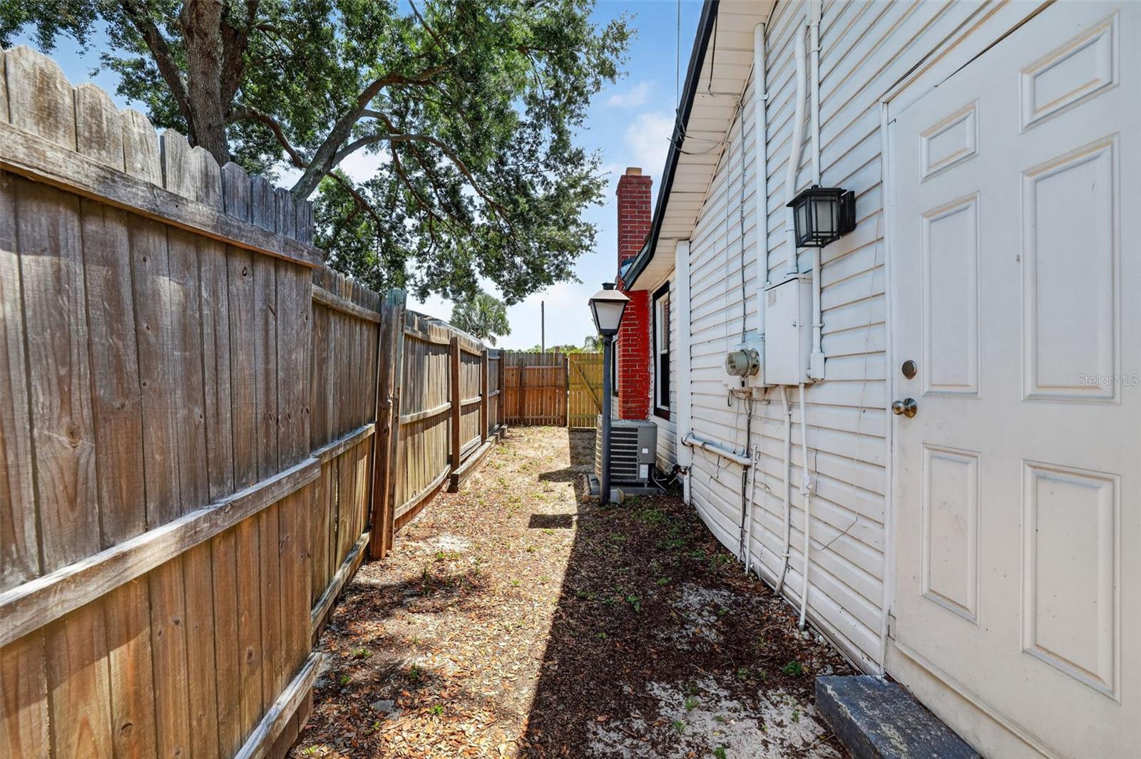 3250 PRESCOTT ST N — photo 40