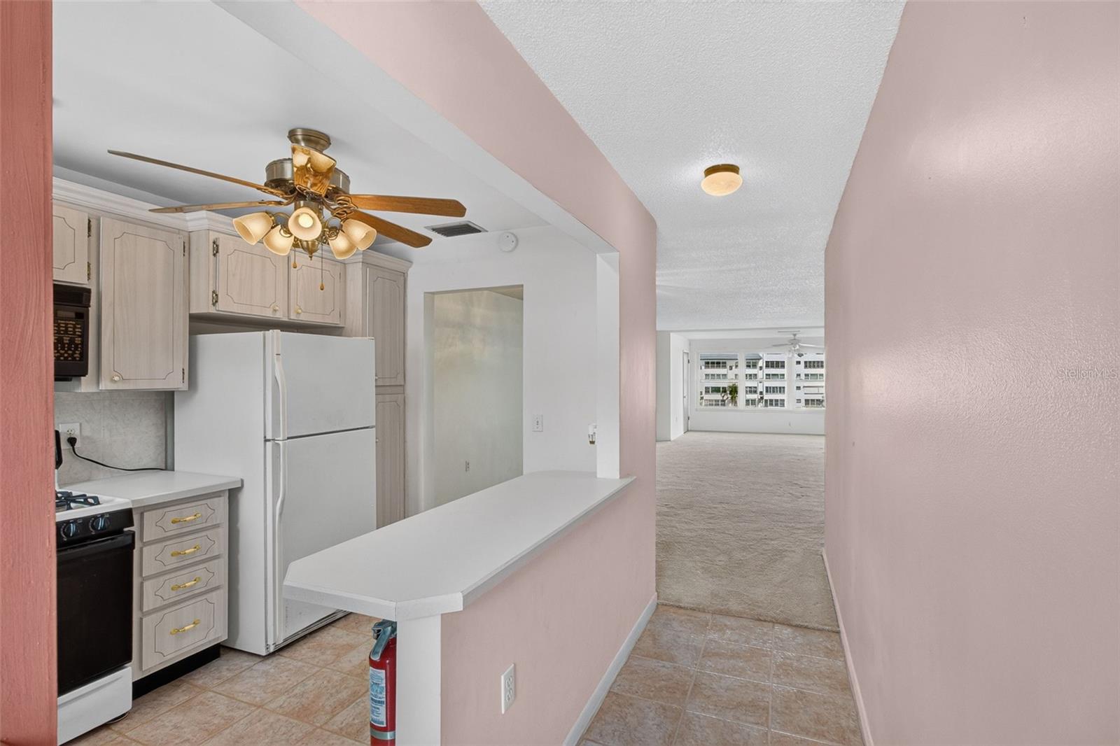 6025 SHORE BLVD S #303 — photo 4