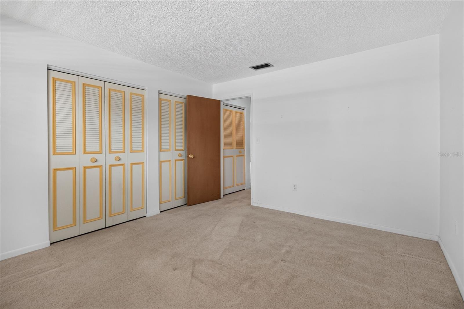 6025 SHORE BLVD S #303 — photo 22