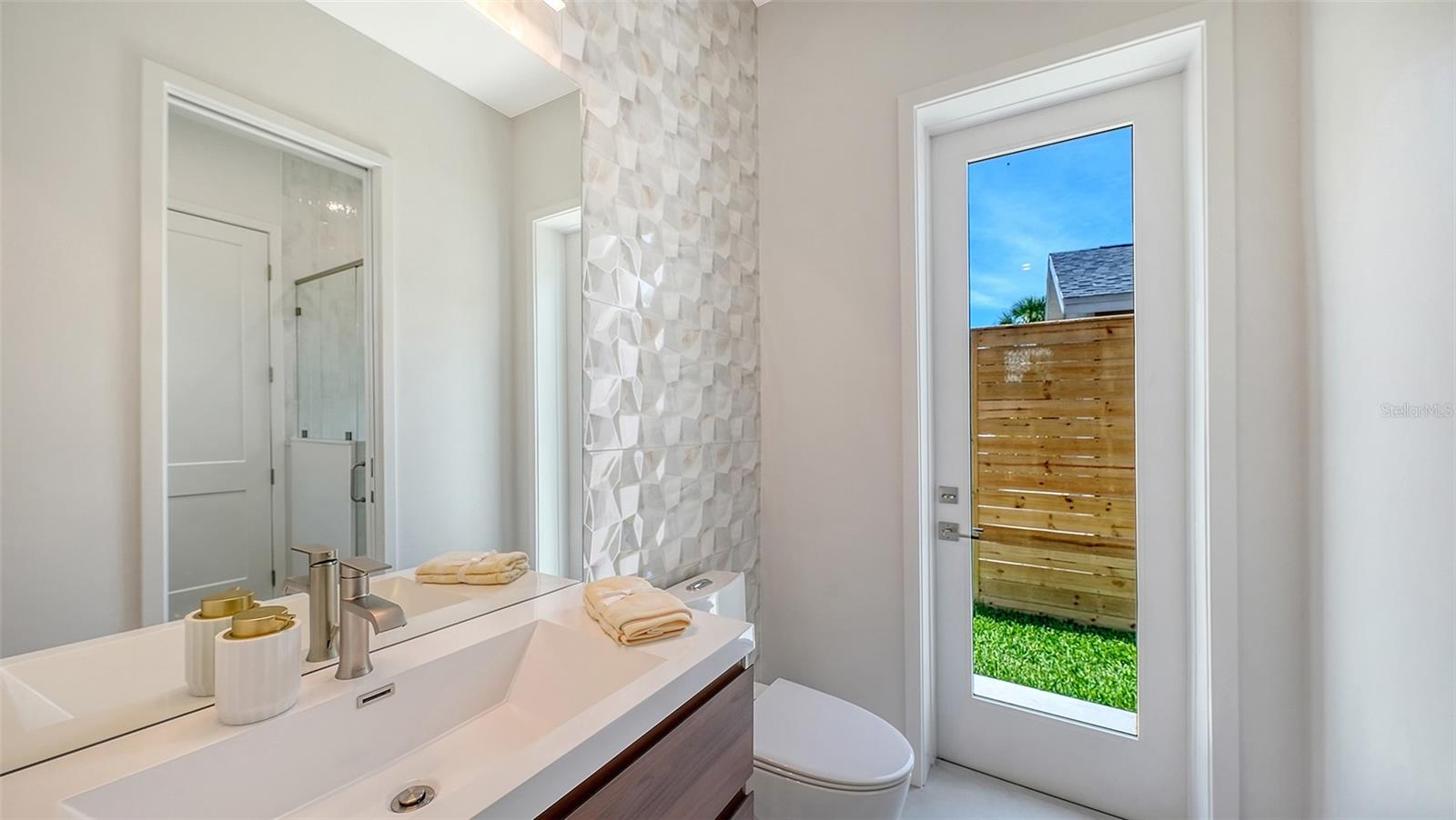 2225 FLORINDA ST — photo 30