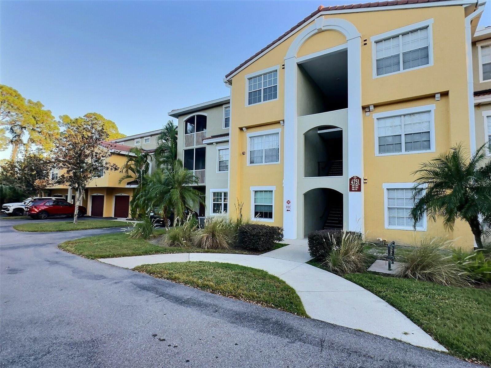 4751 TRAVINI CIR #4-105 — photo 3